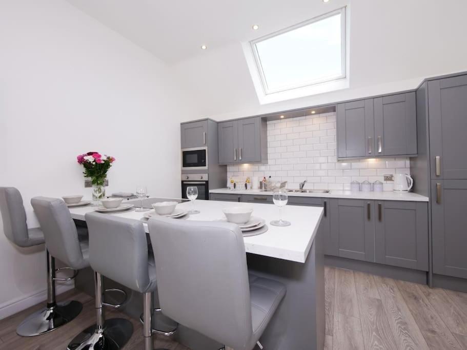 Hoxne Cottages - Daisy Cottage With Private Hot Tub يورك المظهر الخارجي الصورة